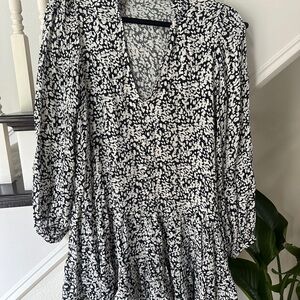 Zara Black and White Abstract Dress